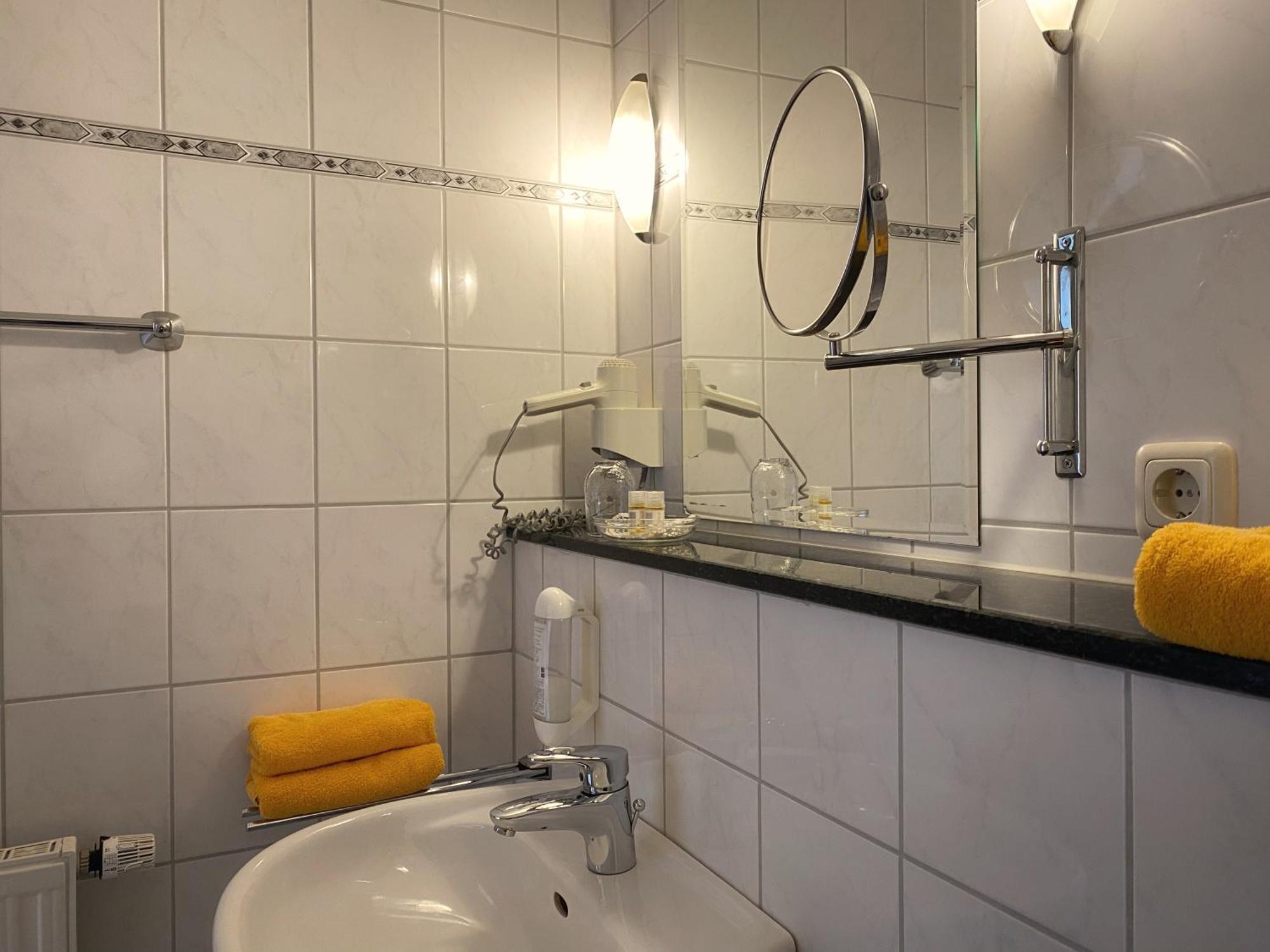Hotel-Restaurant-Haus Berger Viersen Εξωτερικό φωτογραφία